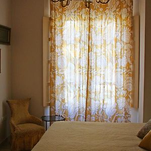 Deluxe Two-Bedroom Apartment
